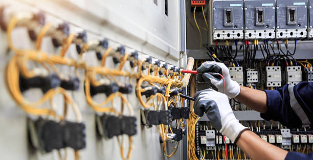 Professional Electrician technician working in Manassas Park city County, VA